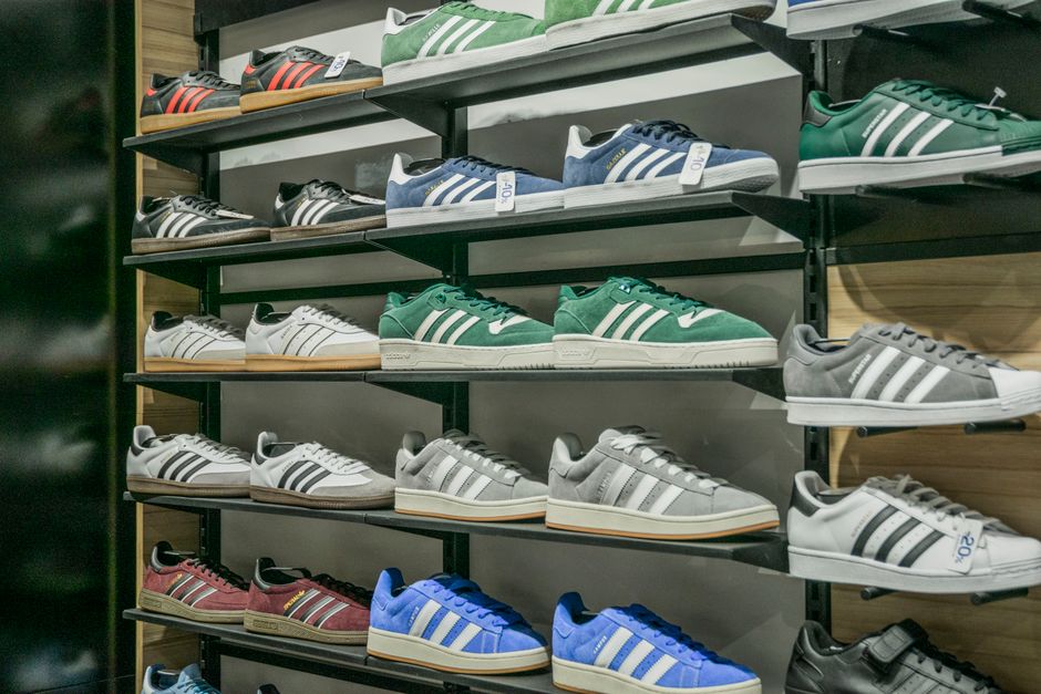 Adidas shoes photo 2